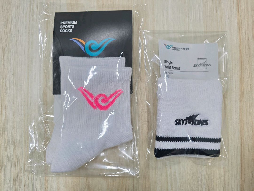 일괄)오버핏 코튼라이크 반팔티셔츠 공용 XS+스포츠양말4족+손목밴드 배드민턴 테니스 탁구 스쿼시 볼링 게임웨어 이미지