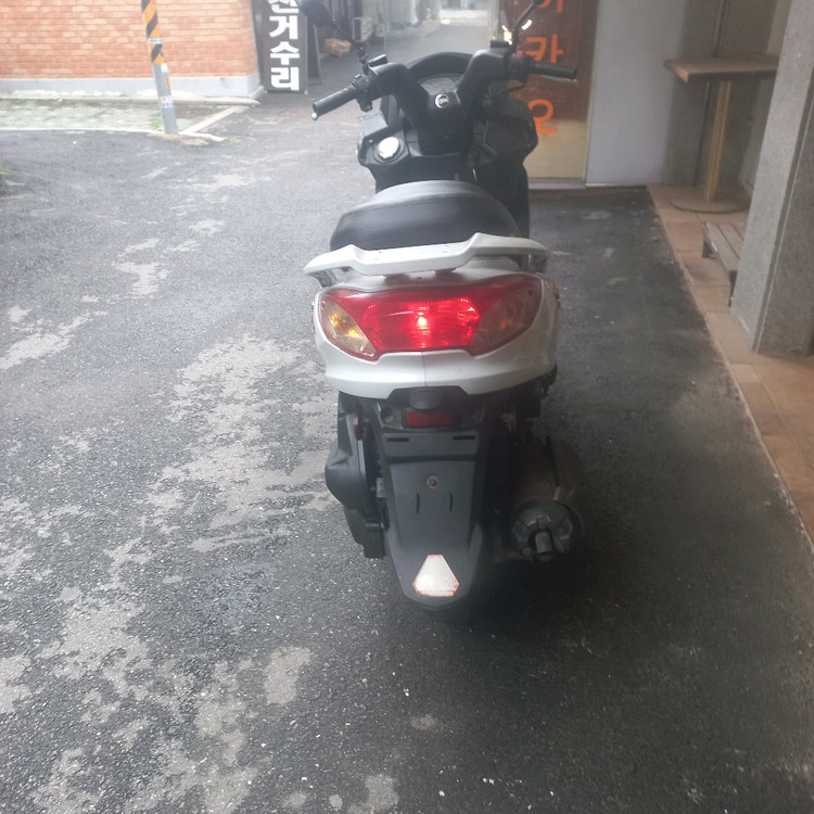 125cc 스쿠터sym조이라이도 이미지