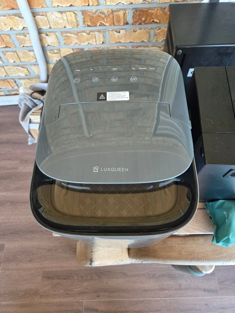 모어 큐브 UV 자동 살균 제빙기 LQ-ICE200G 이미지
