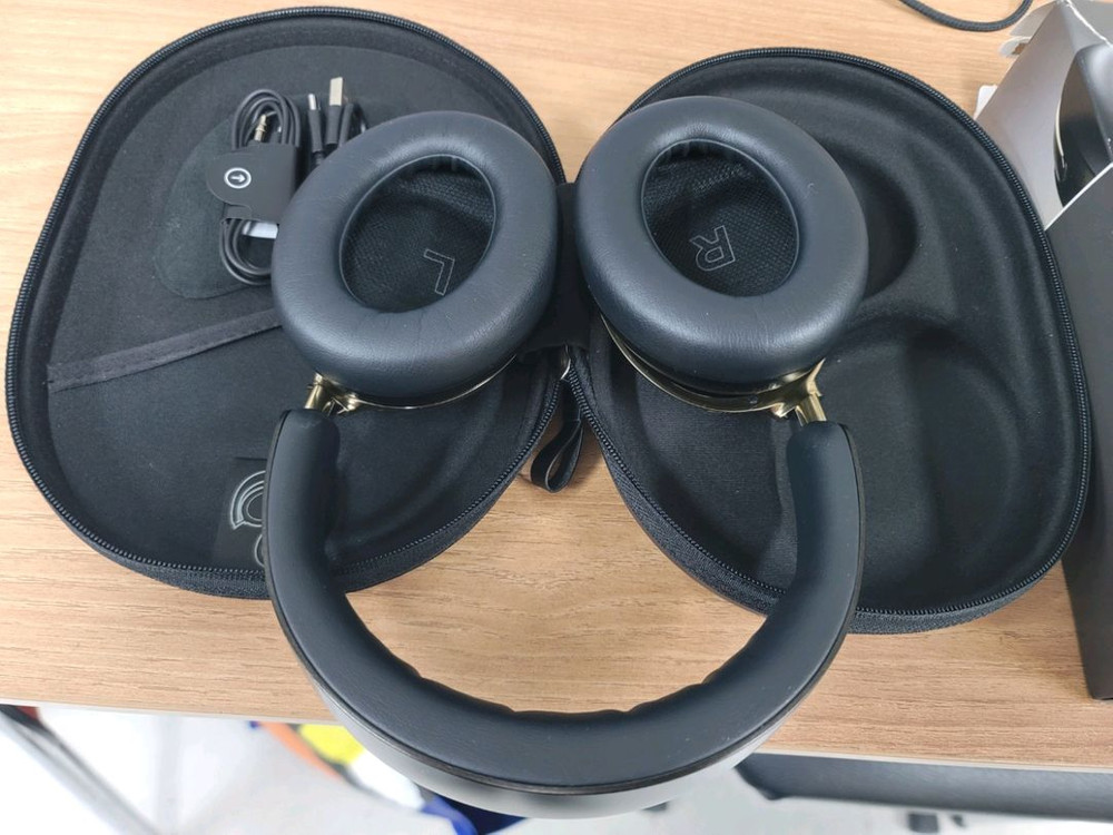 BOSE 보스 QC 울트라 무선 헤드폰 2세대 골드 블랙 국내 정품 이미지
