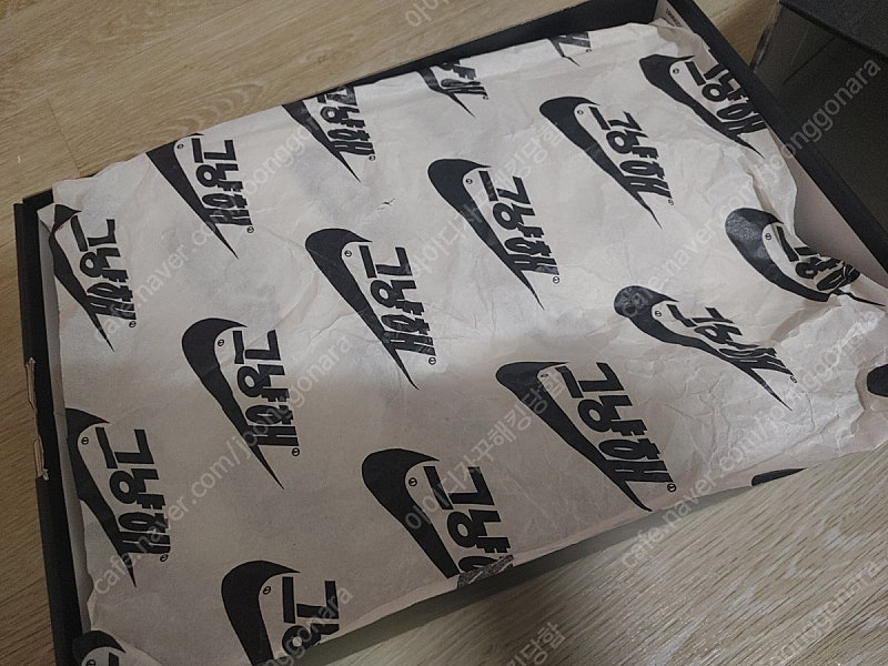 나이키 피스마이너스원 2.0 280 이미지