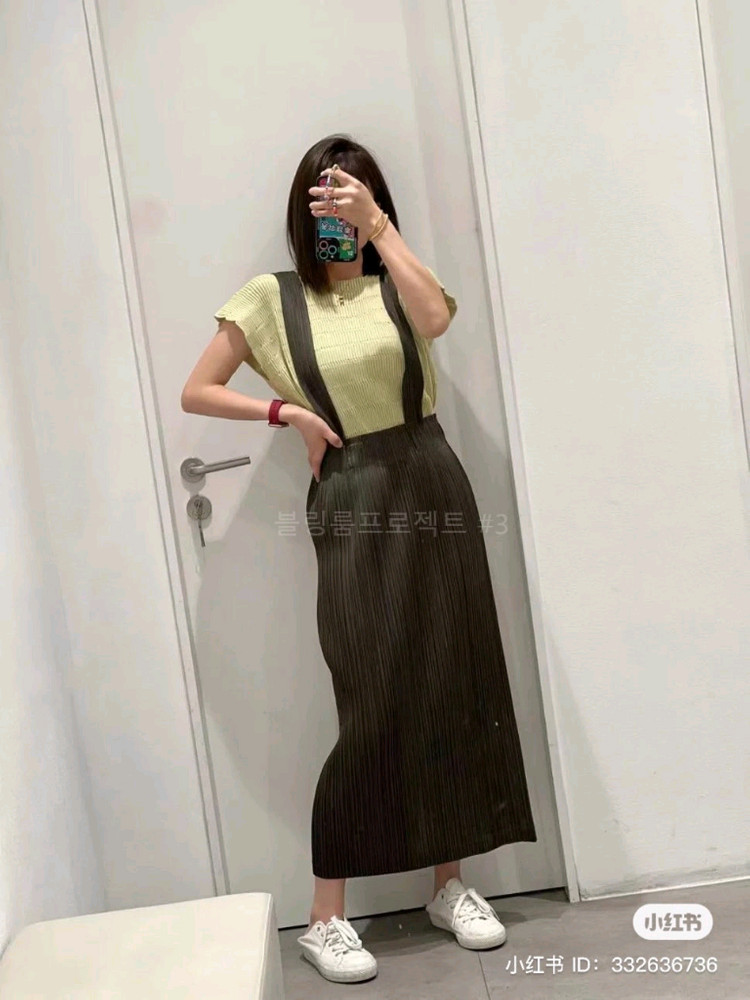 플리츠플리즈 시커 멜빵스커트 카키 이미지
