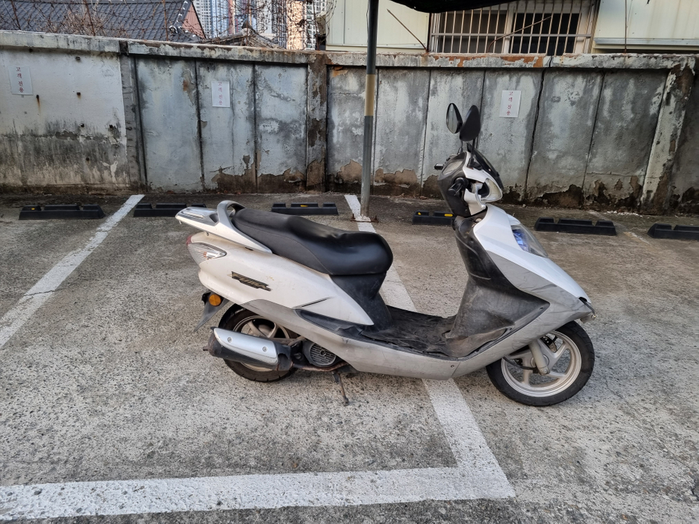 혼다 명차 퓨마 125cc 가성비 좋은 스쿠터 저렴하게 판매합니다... 이미지