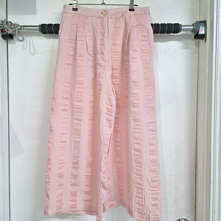 엠보 시이서커 원단 상하 셋업 미착용 이미지