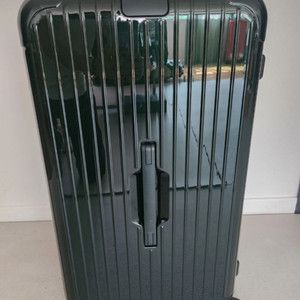 리모아 RIMOWA 에센셜 트렁크 진녹색 (새상품) 이미지