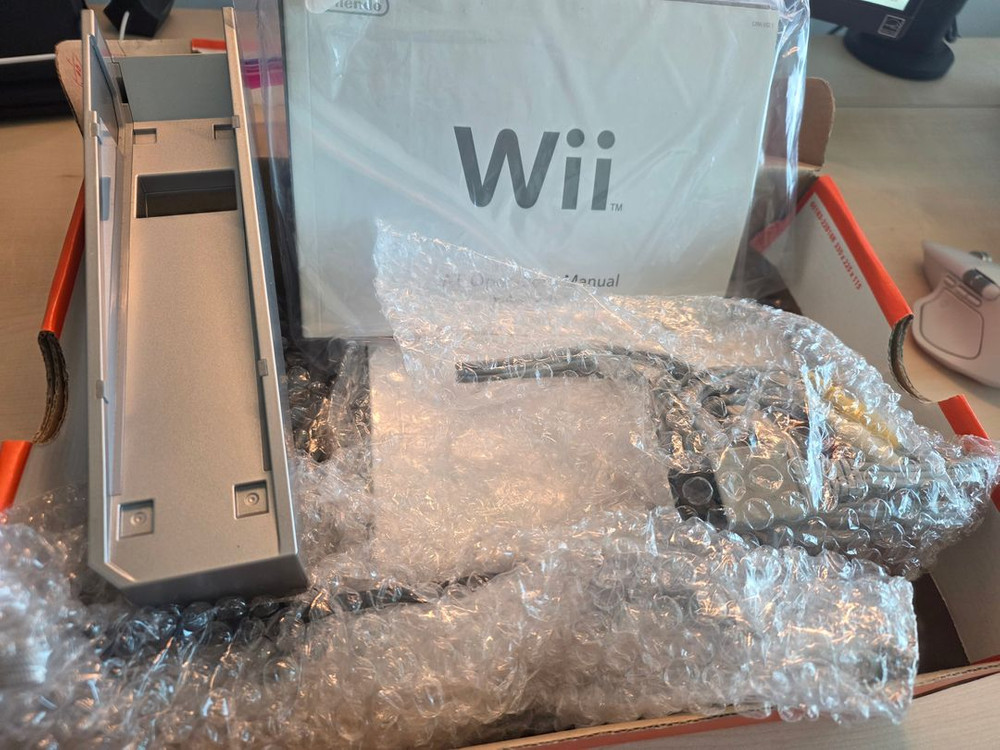 닌텐도 위 Nintendo Wii 북미판 콘솔본체 팝니다. (눈차크 없음) 이미지