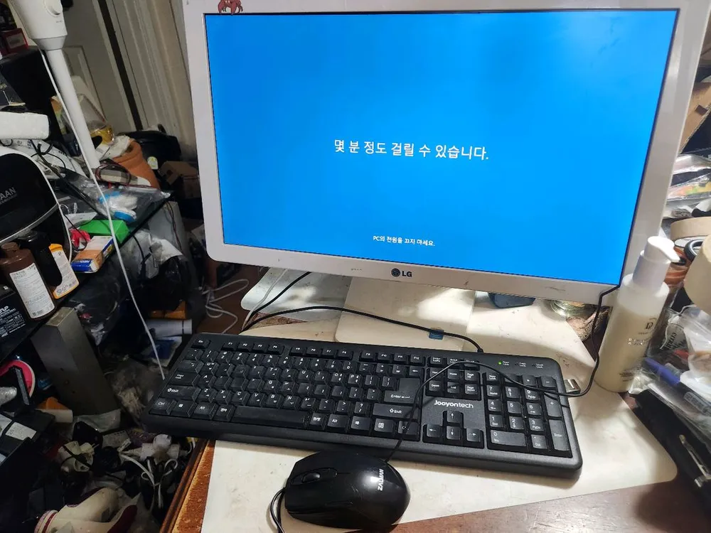 LG 일체형 PC 22인치 데스크탑 판매 합니다 이미지