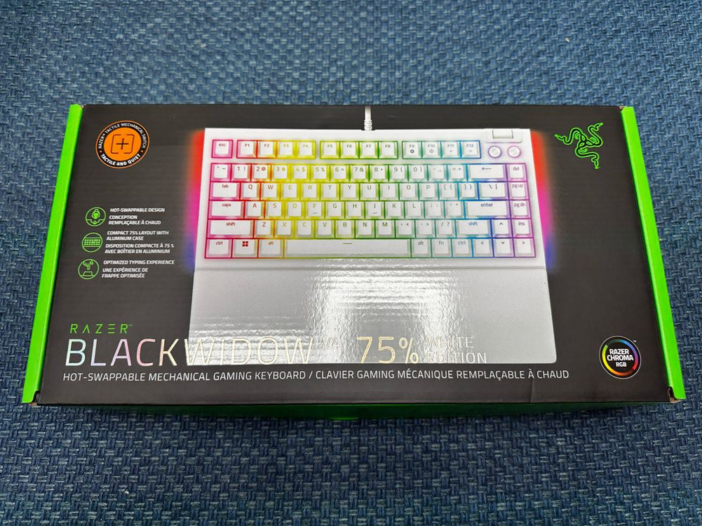 레이저 블랙위도우 Blackwidow V4 75% 오렌지축 키보드 (유선, 화이트) 이미지