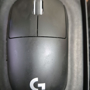 로지텍 g pro superlight2 (지슈라2)무선 게이밍 마우스 이미지