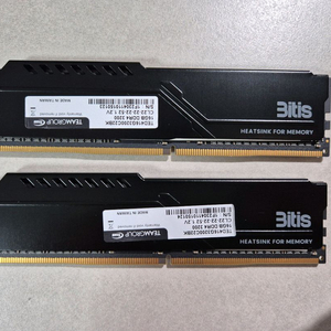 TeamGroup DDR4 3200 32GB(16GBx2) 히트싱크 포함 이미지