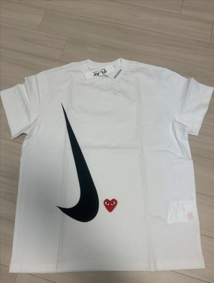 꼼데 꼼데가르송 x 나이키 콜라보 반팔티 화이트 L 새상품 이미지