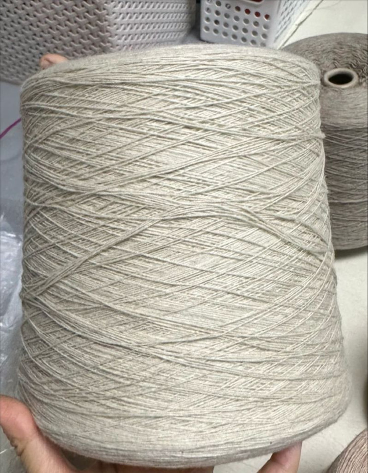 연한 베이지 1합콘사 4콘 일괄판매(2.9kg) 이미지
