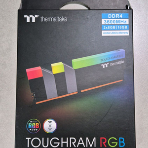 써멀테이크 DDR4 16GB 3600 CL18 TOUGHRAM RGB 블랙 (16GB(8Gx2)) 이미지