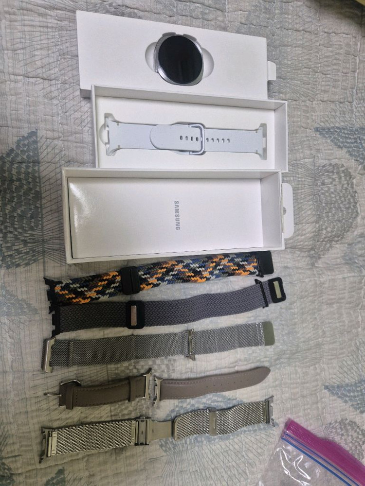 갤럭시 워치8 40mm 실버 +5종 스트랩 추가 블투용 이미지