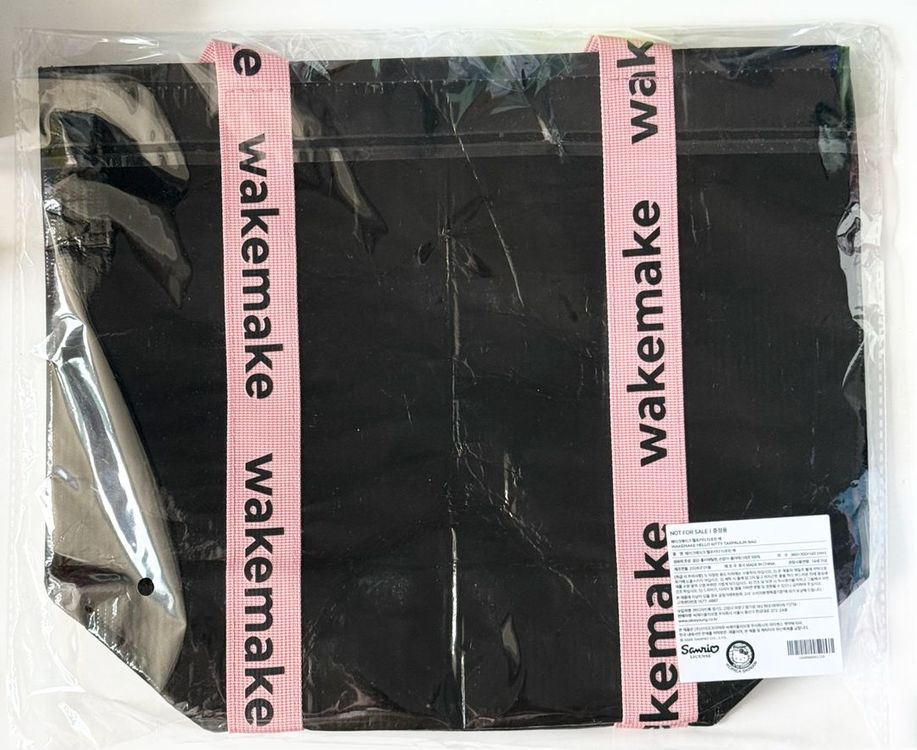 새상품) 웨이크메이크 헬로키티 타포린백 이미지
