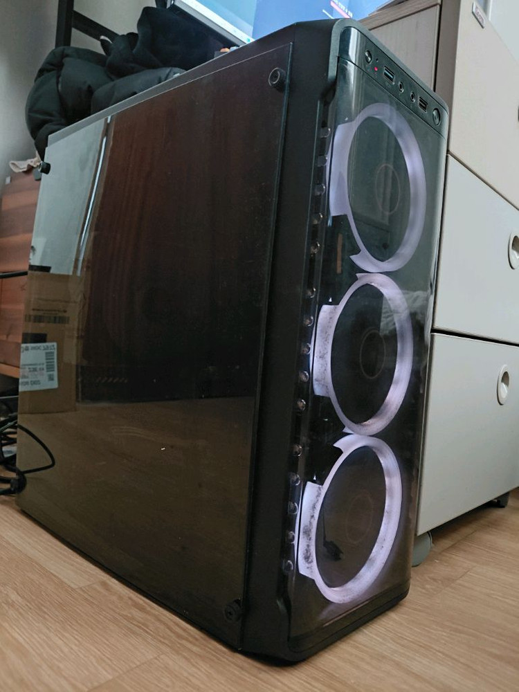 i5 9400F GTX1660 super 배그 게이밍 컴퓨터 이미지