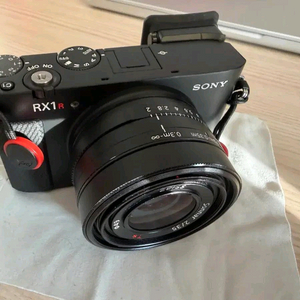 소니 RX1R III (RX1RM3) 미러리스 똑딱이 카메라