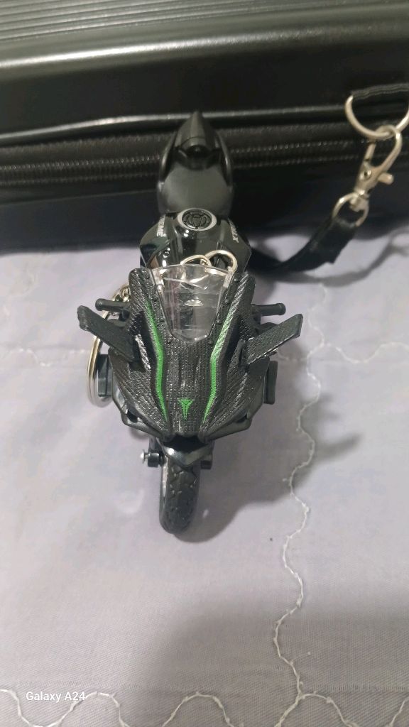 세계에서 가장 빠른 트랙 전용 양산형 바이크로 유명한 가와사키 닌자 H2R(Kawasaki Ninja H2R)키링 이미지
