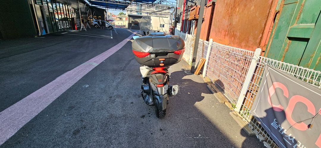 포르자300 21년 1만8천키로 이미지