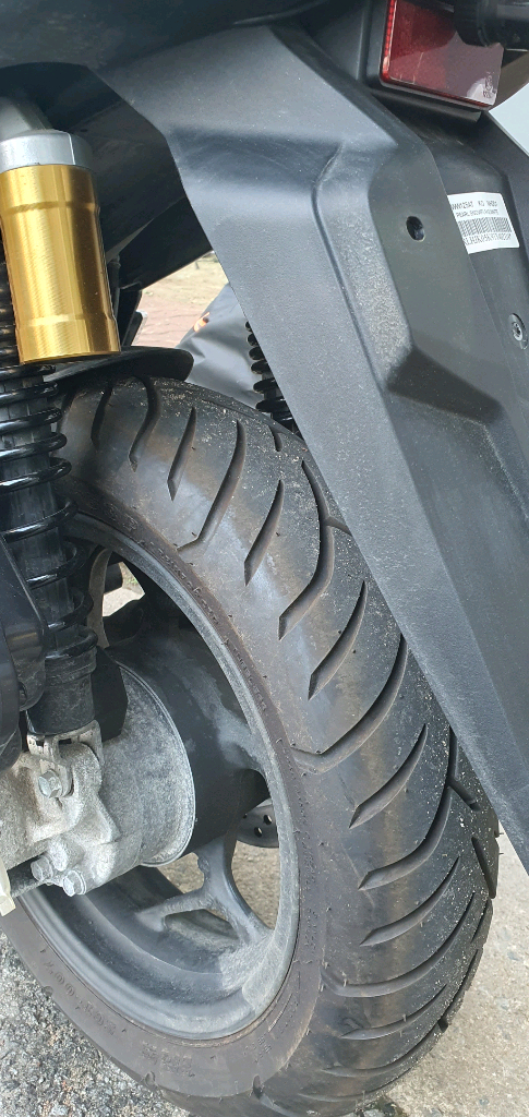 125cc 스쿠터 이미지