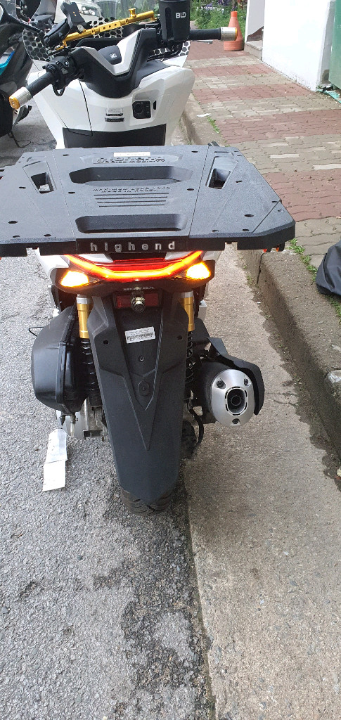 125cc 스쿠터 이미지