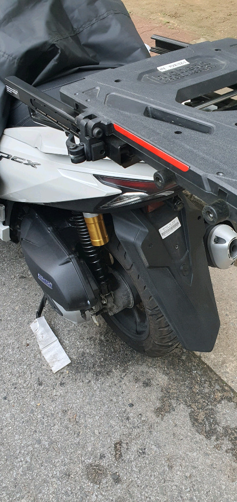 125cc 스쿠터 이미지