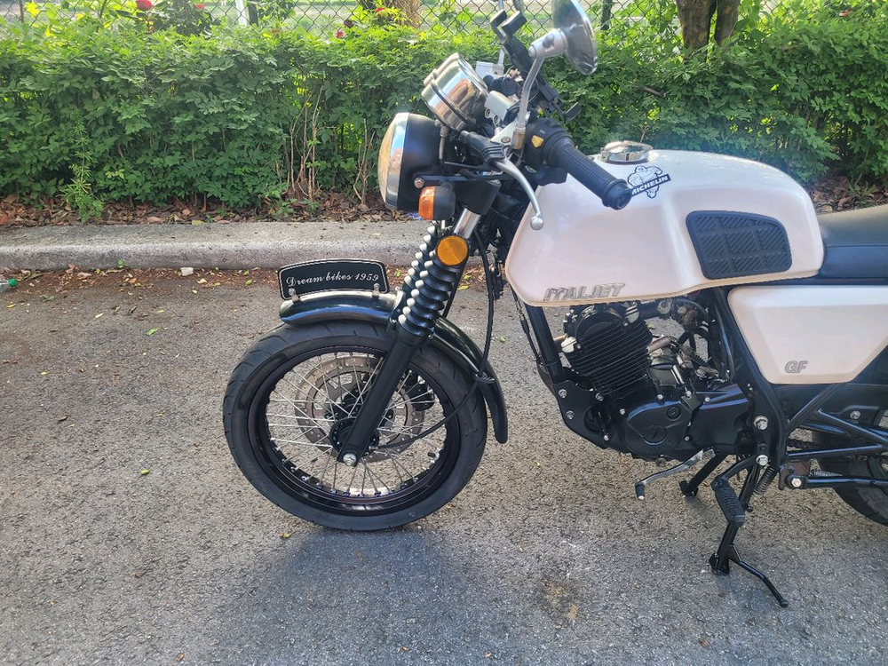 이탈젯 그리폰125cc 클래식 오토바이 이미지