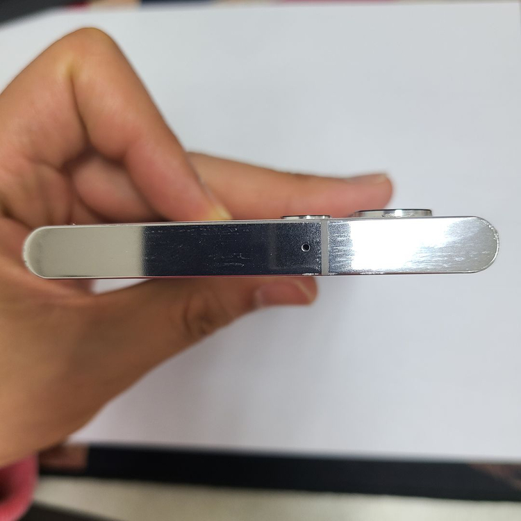 갤럭시 S22울트라 화이트 256G SK 무잔상 212660 이미지