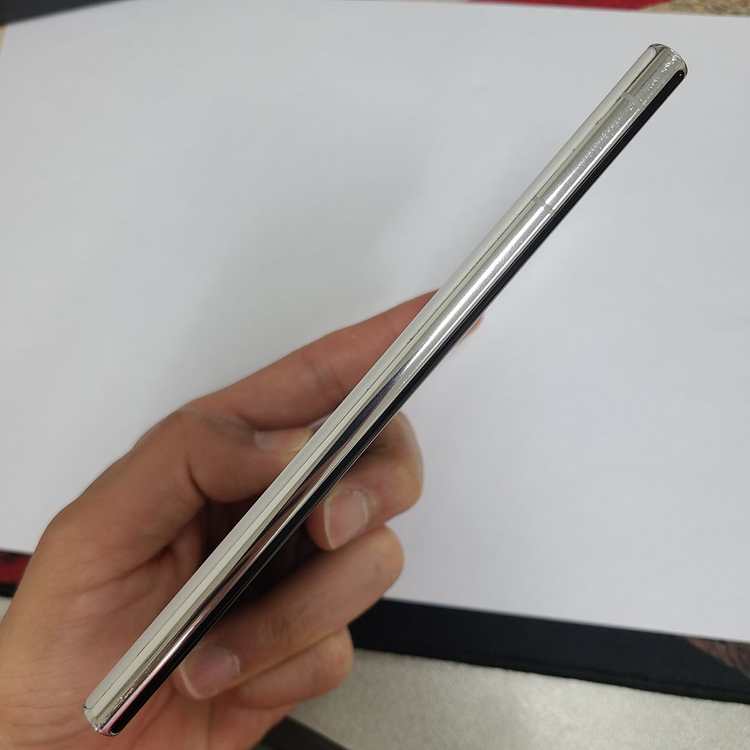 갤럭시 S22울트라 화이트 256G SK 무잔상 212660 이미지