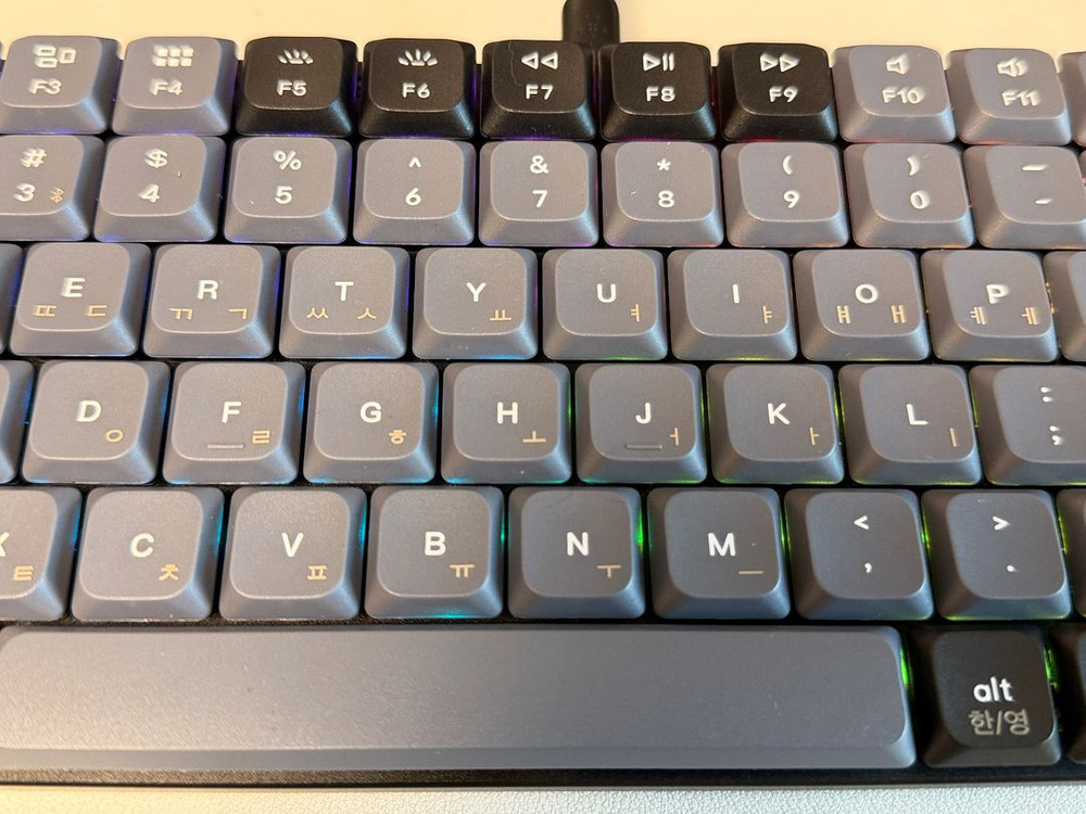 S급 키크론 K3 PRO RGB 기계식 핫스압 적축 + 전용 케이스 이미지