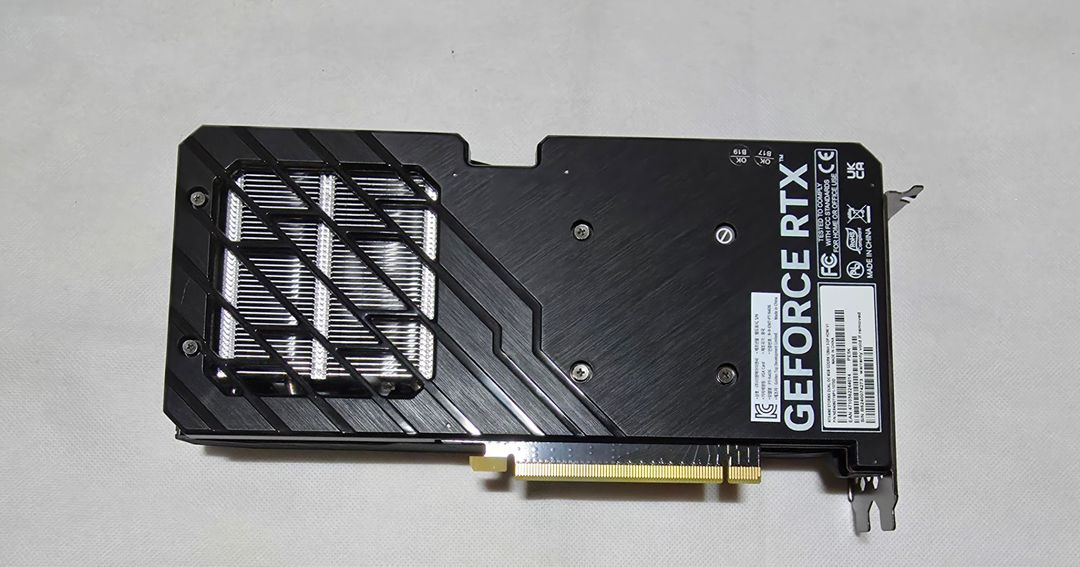 이엠텍 rtx 4060 스톰 듀얼 그래픽카드 이미지