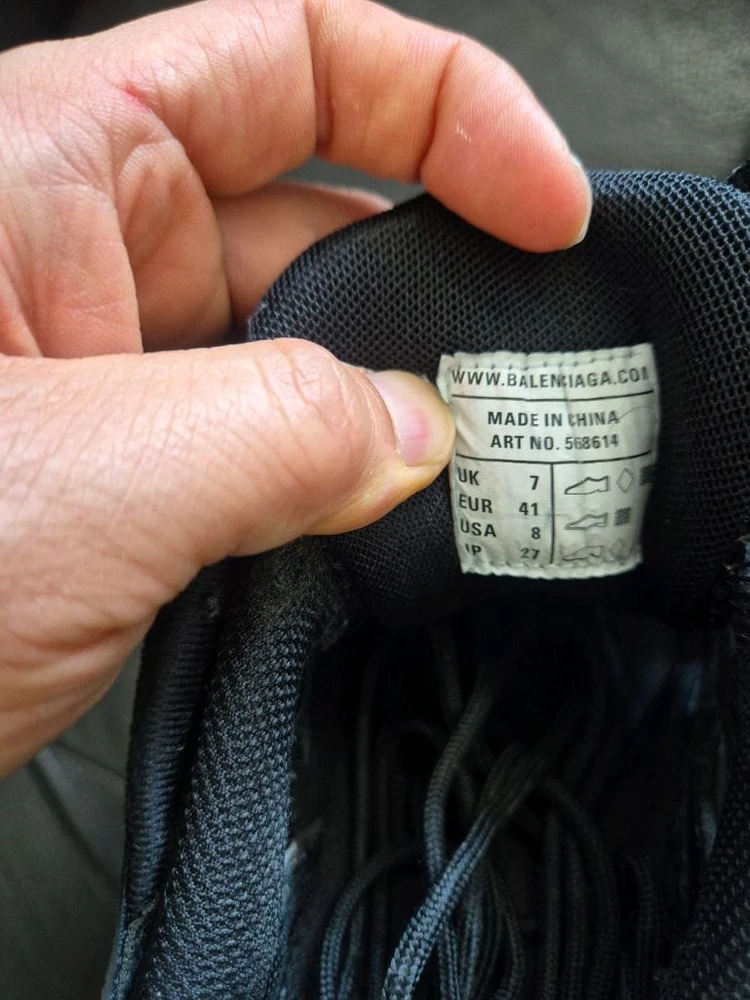 발렌시아가 트랙 2 블랙 (41 size 270-275m) 이미지