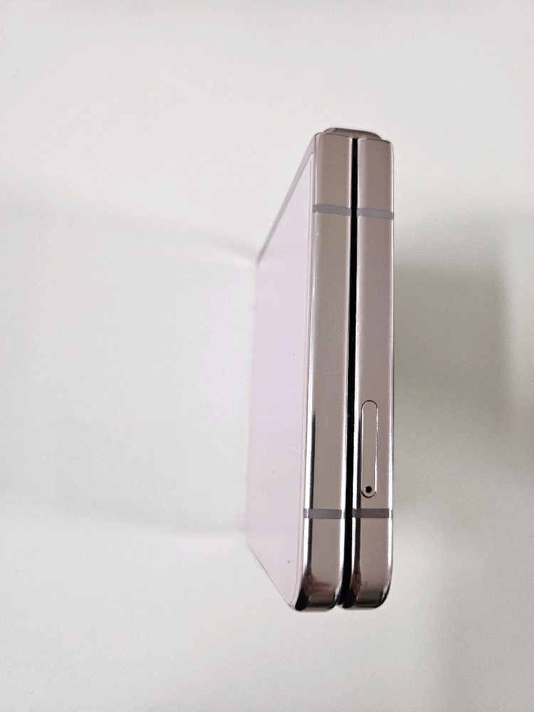 폴더블 스마트폰 256GB 라벤더 이미지