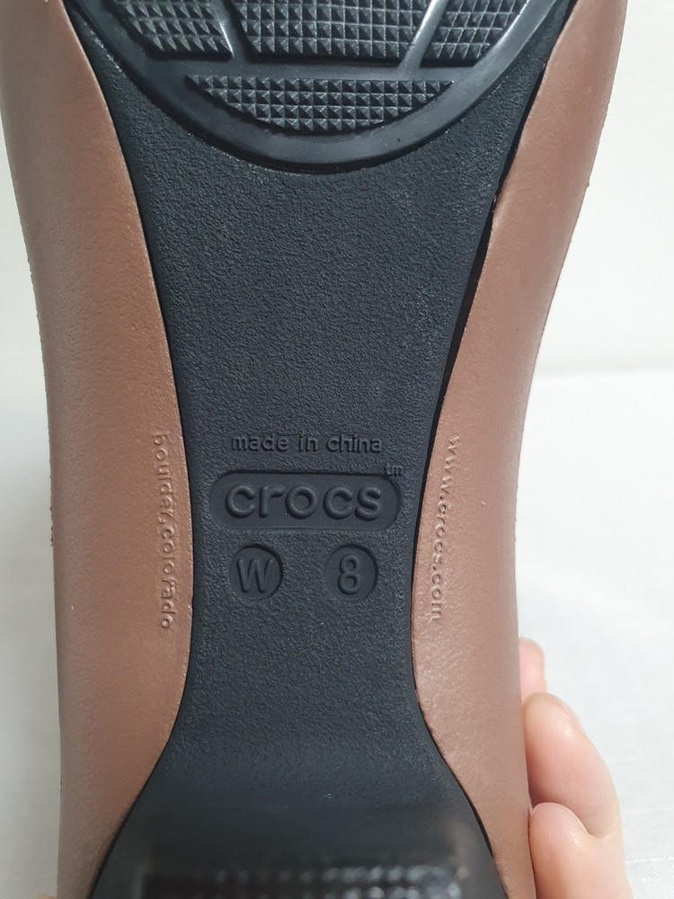 크록스 지안나 힐 펌프스 브론즈 미들힐 캡토 250mm 이미지