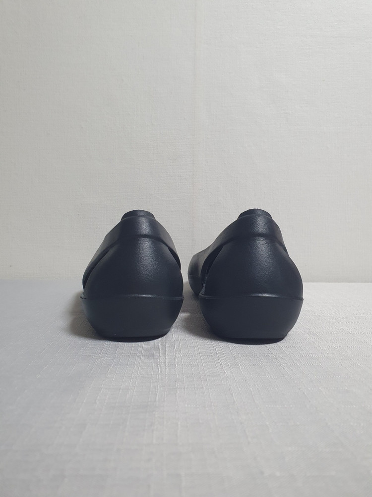 크록스 시에나 샤이니 플랫 슈즈 블랙 샌들 230mm 이미지