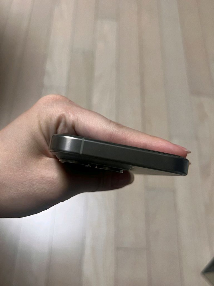 아이폰 15 pro 256GB 네츄럴 티타늄 이미지