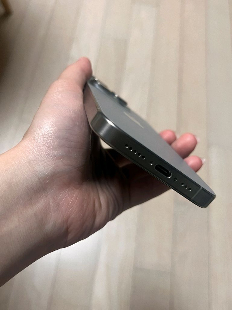 아이폰 15 pro 256GB 네츄럴 티타늄 이미지