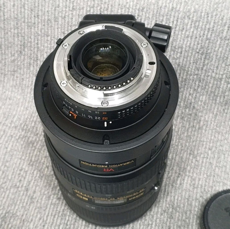 니콘 AF 80-400mm 망원줌렌즈 이미지