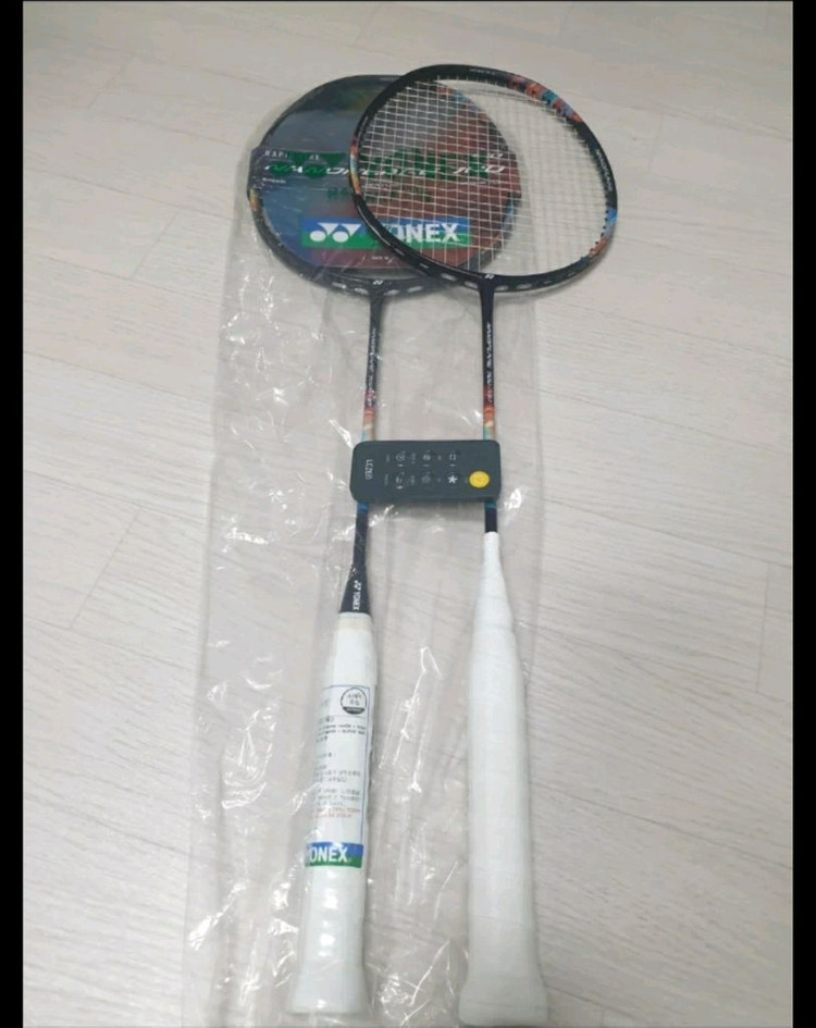 새상품및신동급 요넥스 국내정품 나노플레어700프로 4u팝니다. 이미지