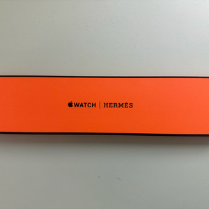 애플워치 에르메스 46mm 골드/에크류 Toile H 싱글 투어 미개봉 이미지
