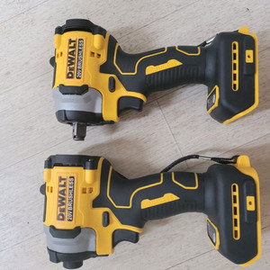 브러시리스 충전드릴, 임팩렌치 , 임팩드릴 팝니다. 이미지