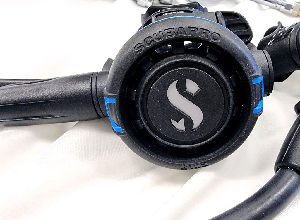 스쿠버프로 MK25 딘, S600, R105(블랙), 63mm싱글게이지/ 스킨스쿠버 호흡기 이미지