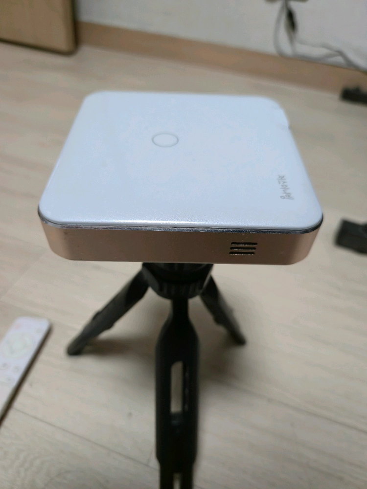 저스 미니빔 프로젝터 ZS-5400 + 120인치 벽걸이 스크린터 이미지
