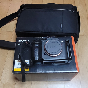 A7R3 풀프레임 미러리스 카메라