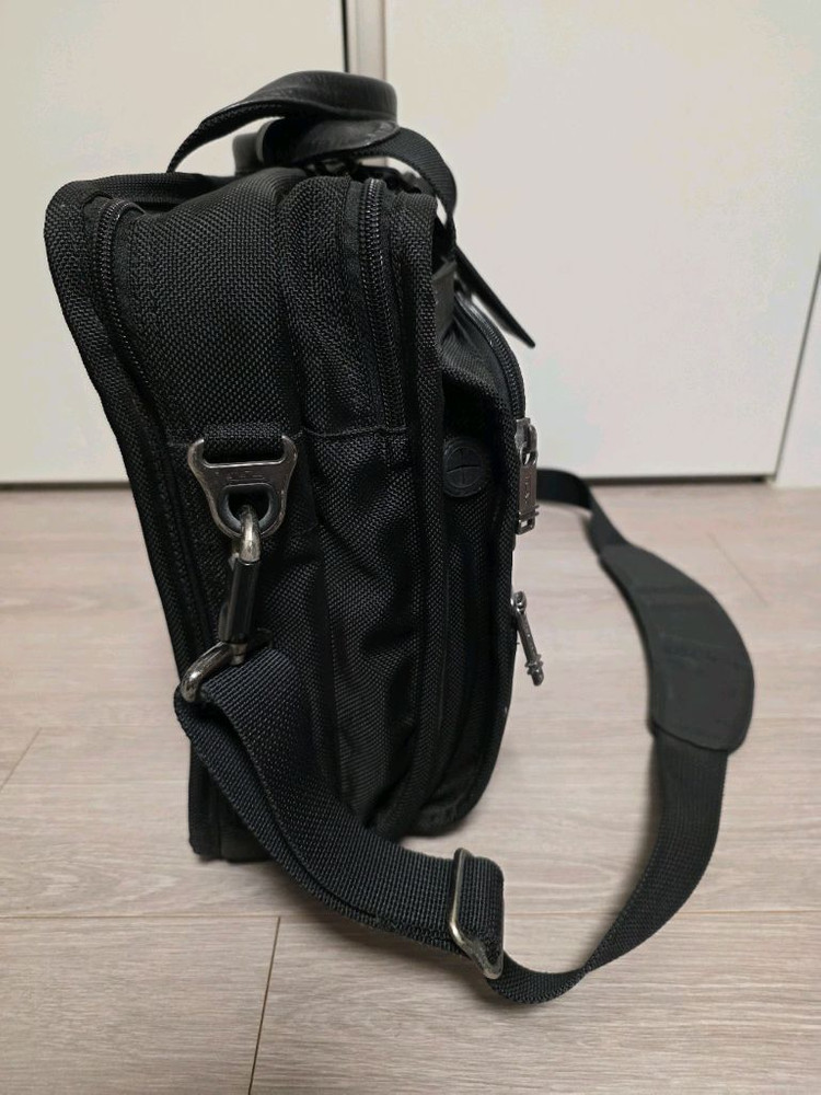 투미(TUMI) Alpha Essential Brief Laptop (품번# 26130D4) 이미지