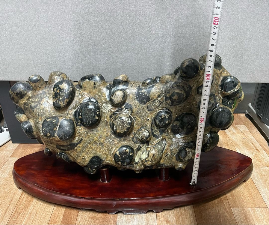수석 무주 오산리 구상화강편마암 팝니다. 이미지