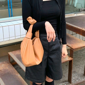 꺌랑 휘뚜루백 이미지