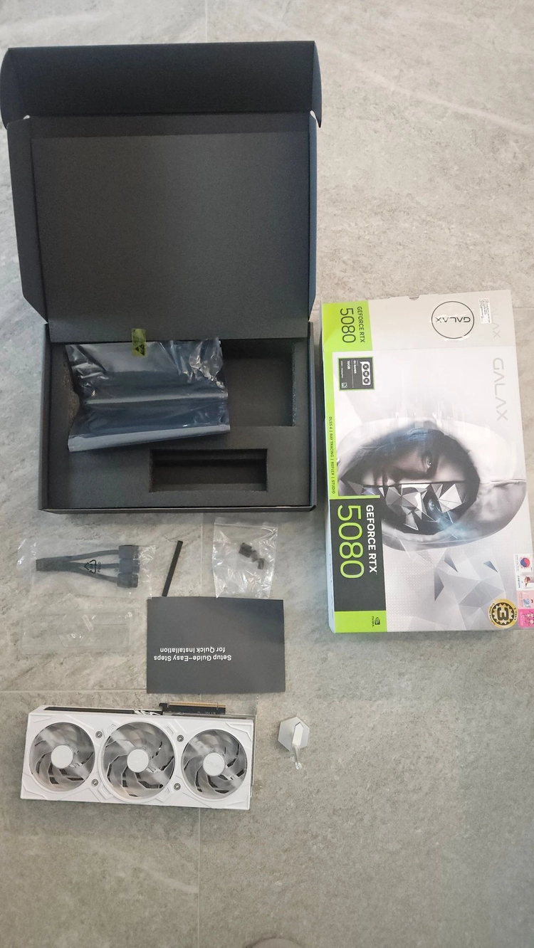 (정품/신품급/풀박스/S) 갤럭시 GALAX 지포스 RTX 5080 EX GAMER WHITE OC D7 - 안심되는 중고거래