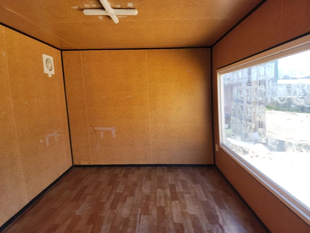넓은 3*9 컨테이너 팝니다 이미지