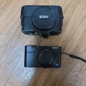 소니 RX100M1 카메라 판매합니다